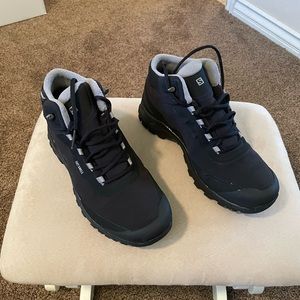 Salomon men’s boots, shelter, CS WP, size 10 - like new! Black and Pewter.